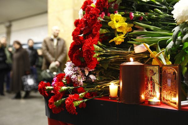 Two dead bodies yet to be indentified after Moscow metro blasts - Sputnik International
