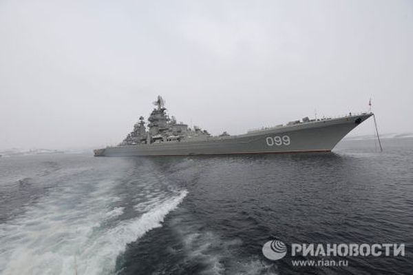 Russia's Pyotr Veliky nuclear-powered cruiser sails on mission in Indian Ocean - Sputnik International