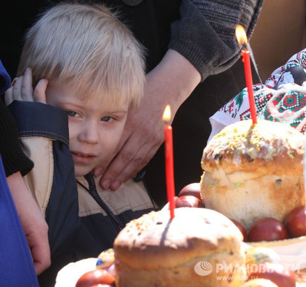 Holy Saturday - preparing for Easter Sunday - Sputnik International