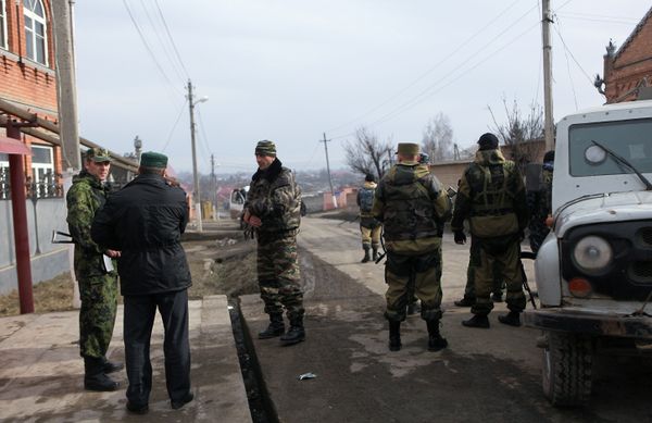 At least two police authorities die in suicide bomber attack in southern Russia At least two police authorities die in suicide bomber attack in southern Russia - Sputnik International