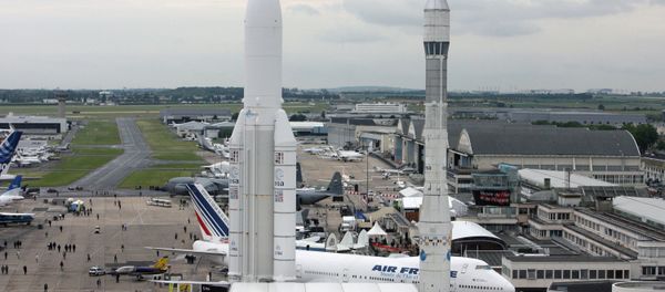 he launch of an Ariane-5 carrier rocket with two telecommunications satellites from the Kourou space center in French Guiana was postponed on Thursday due to poor weather, the launch operator said. - Sputnik International