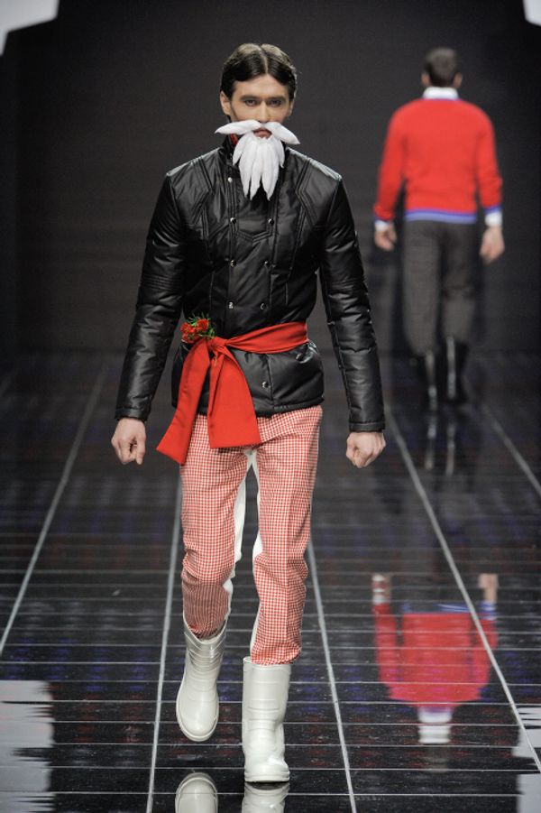 Russian designer says fashion can unite nation  - Sputnik International