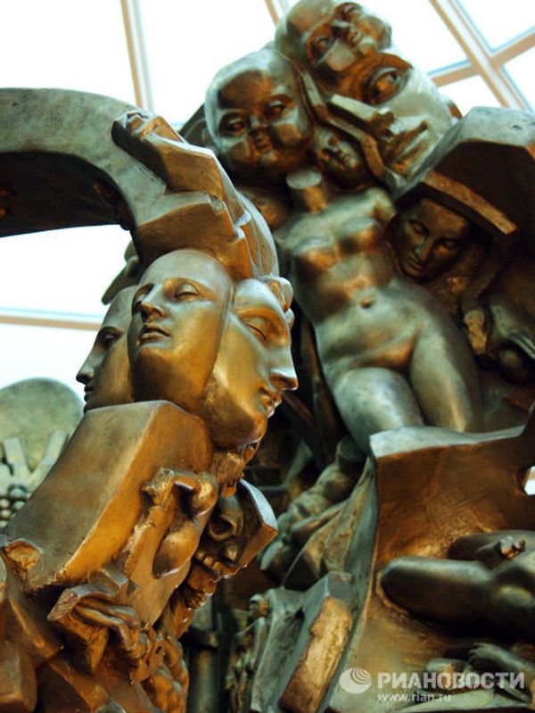 Sculptor Ernst Neizvestny and his works  - Sputnik International