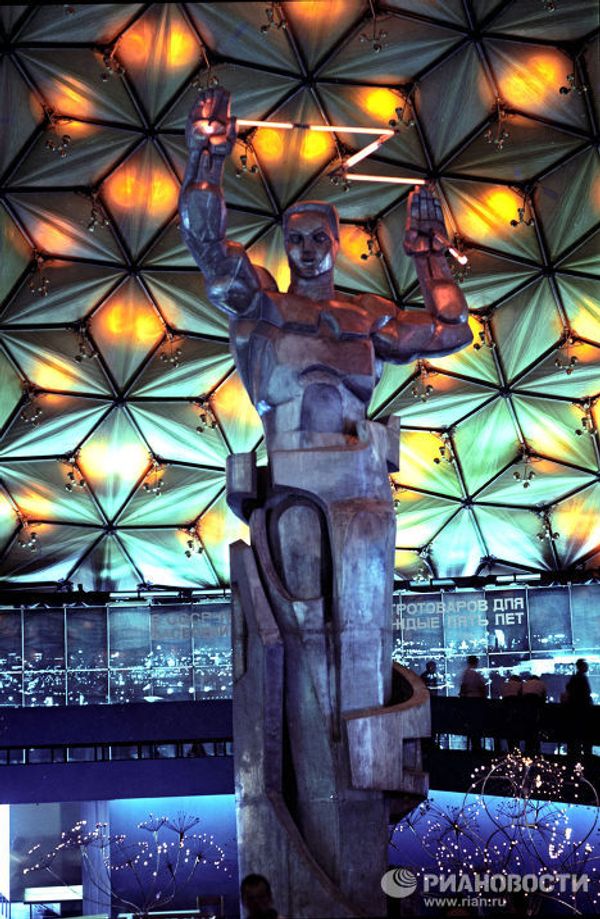 Sculptor Ernst Neizvestny and his works  - Sputnik International