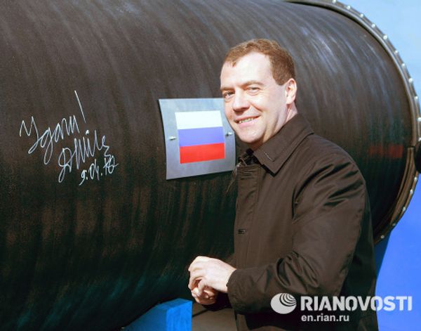 Dmitry Medvedev - Sputnik International