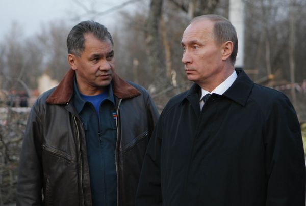 Sergei Shoigu, Russian Prime Minister Vladimir Putin - Sputnik International