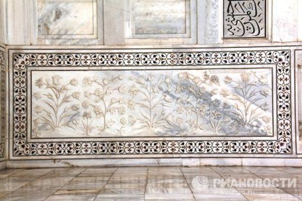 Taj Mahal. A white marble mystery on the Yamuna River Taj Mahal. A white marble mystery on the Yamuna River - Sputnik International