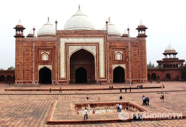 Taj Mahal. A white marble mystery on the Yamuna River Taj Mahal. A white marble mystery on the Yamuna River - Sputnik International