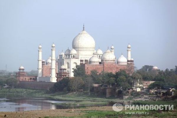 Taj Mahal. A white marble mystery on the Yamuna River Taj Mahal. A white marble mystery on the Yamuna River - Sputnik International