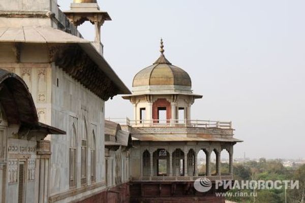 Taj Mahal. A white marble mystery on the Yamuna River Taj Mahal. A white marble mystery on the Yamuna River - Sputnik International