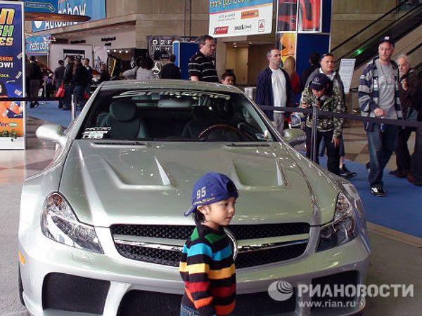 The Batmobile and other outlandish vehicles at the New-York car show - Sputnik International