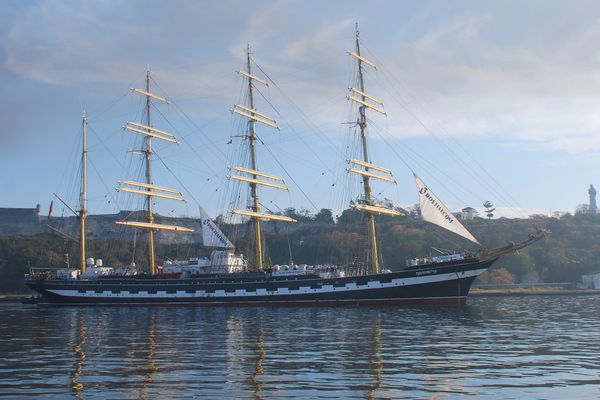 Russian sailing ship Kruzenshtern in Havana - Sputnik International