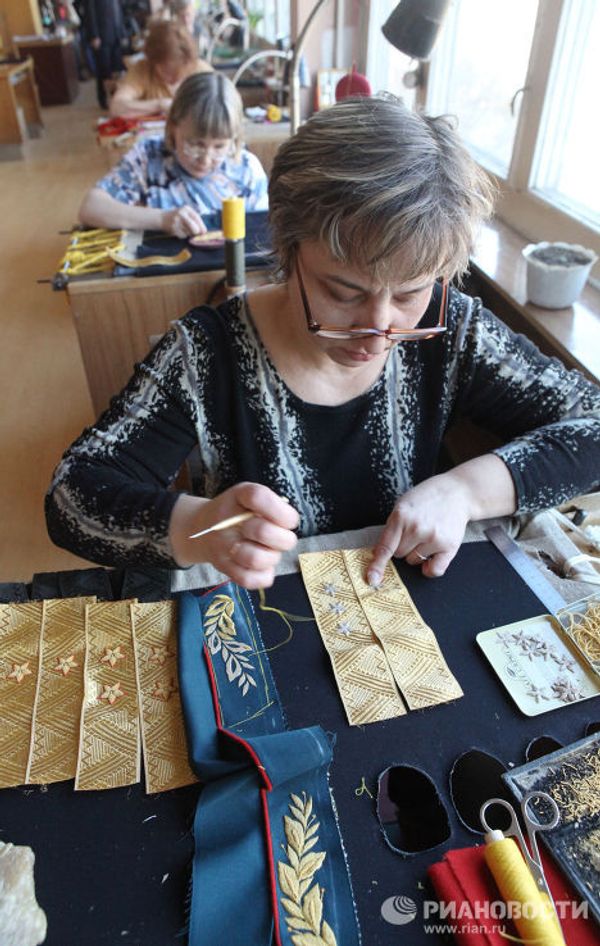 Making uniforms for the Victory Day parade Making uniforms for the Victory Day parade - Sputnik International