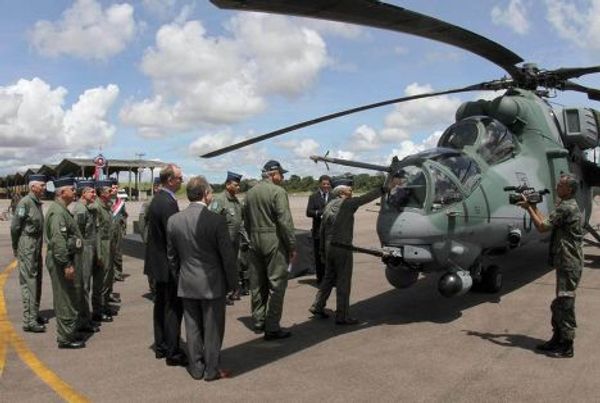 First shipment of Mi-35M Hind helicopters delivered to Brazil - Sputnik International