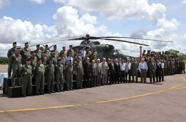 First shipment of Mi-35M Hind helicopters delivered to Brazil - Sputnik International