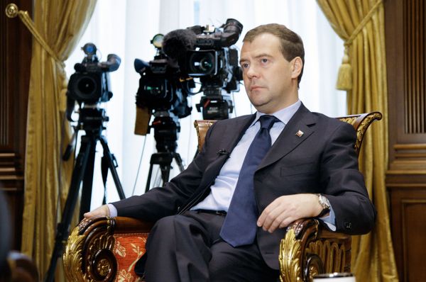 Dmitry Medvedev gives interview to Norway's Aftenposten newspaper Dmitry Medvedev gives interview to Norway's Aftenposten newspaper - Sputnik International