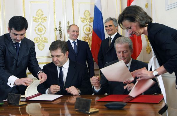 No delays in South Stream implementation - Russia's Putin  - Sputnik International