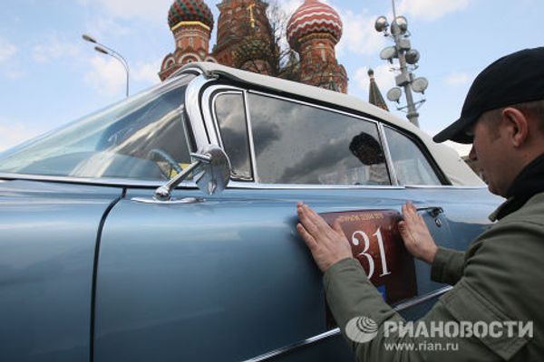 Old-timers on the streets of Moscow Old-timers on the streets of Moscow - Sputnik International