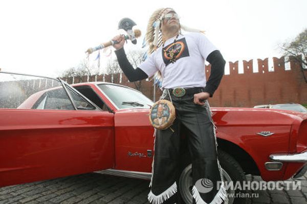 Old-timers on the streets of Moscow Old-timers on the streets of Moscow - Sputnik International