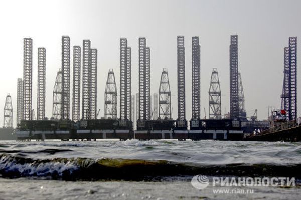 Oil platforms in the Caspian Sea - Sputnik International