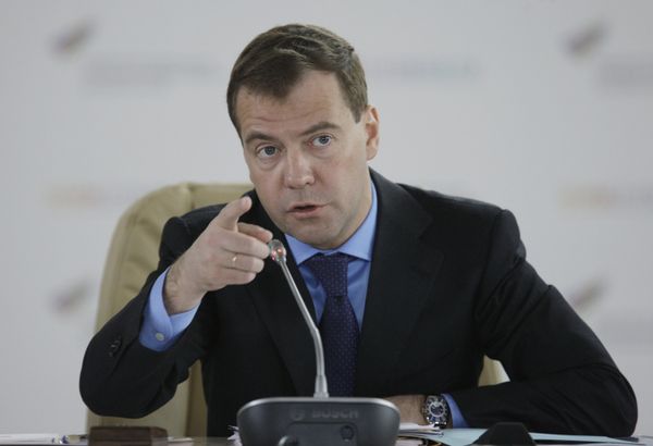 Dimitry Medvedev ordered a full investigation into the death of the director of a real estate company - Sputnik International