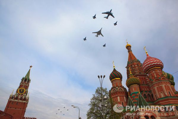 Russian warplanes rehearse Victory Day display Russian warplanes rehearse Victory Day display - Sputnik International