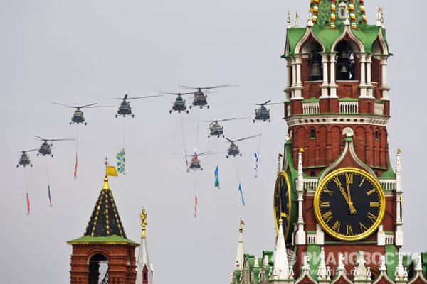 Russian warplanes rehearse Victory Day display Russian warplanes rehearse Victory Day display - Sputnik International