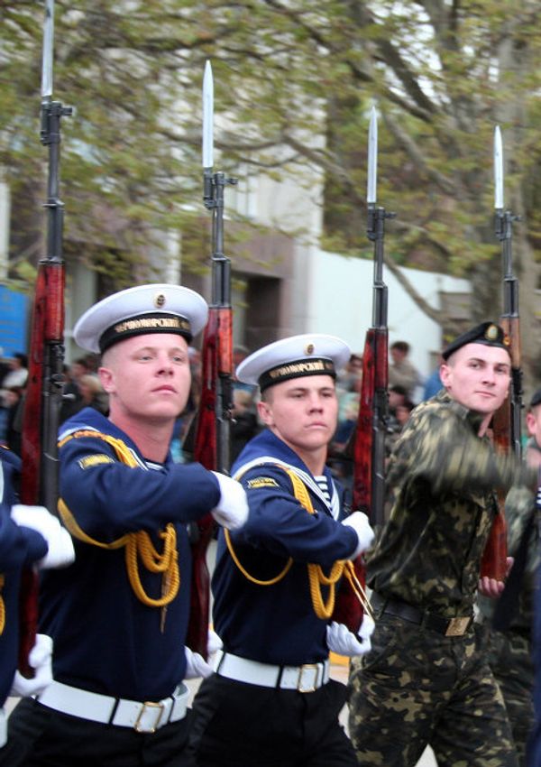 Ukrainian, Russian sailors train for the Victory Day parade in Sevastopol   - Sputnik International