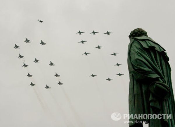 Dress rehearsal of V-Day parade on Moscow’s Red Square Dress rehearsal of V-Day parade on Moscow’s Red Square - Sputnik International