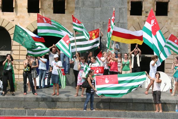 Georgia should start talks with Abkhazia, S.Ossetia - opposition - Sputnik International