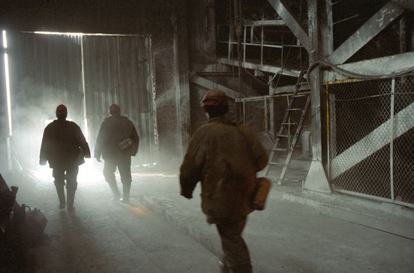 A total of 66 miners remain trapped underground - Sputnik International