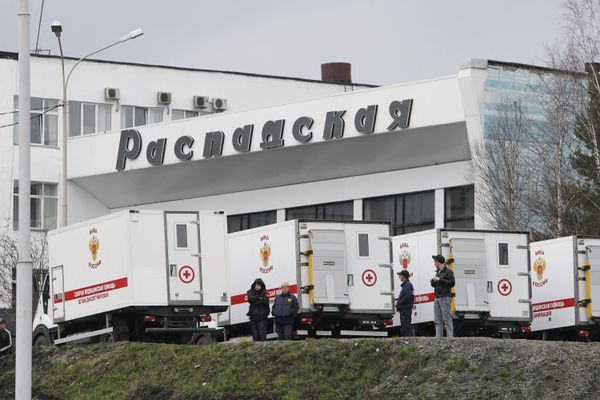 Kemerovo governor blames Siberian mine owner for fatal accident - Sputnik International