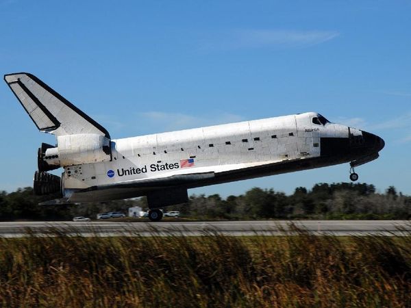 Shuttle Atlantis - Sputnik International
