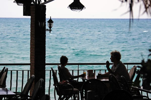  Estonian tourists stranded in Turkey for non-payment, tour agency folds  - Sputnik International