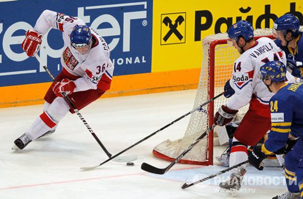 Best moments of World Ice Hockey Championship 2010 semifinals Switzerland vs. Czech - Sputnik International