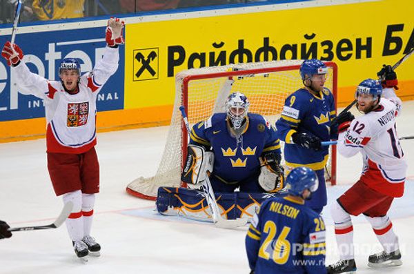 Best moments of World Ice Hockey Championship 2010 semifinals Switzerland vs. Czech - Sputnik International