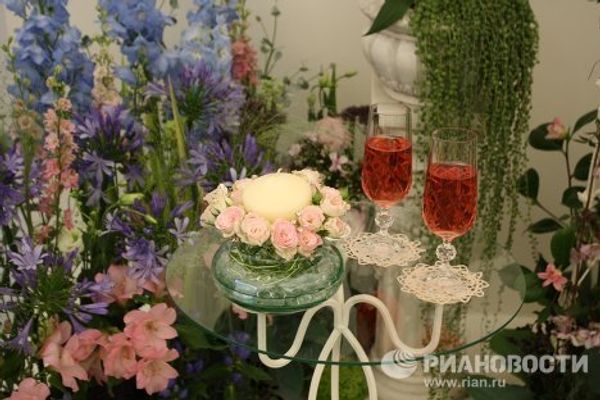 World’s haute couture flower fashion in London World’s haute couture flower fashion in London - Sputnik International