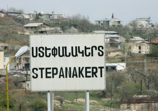 Entrance to Stepanakert, the capital of Nagorno-Karabakh Entrance to Stepanakert, the capital of Nagorno-Karabakh - Sputnik International