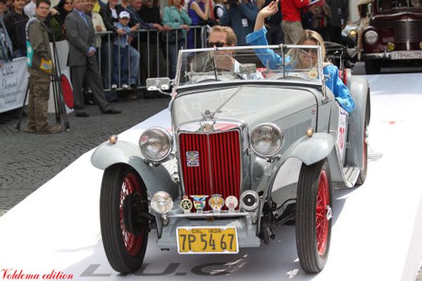 Participants of vintage car races  - Sputnik International