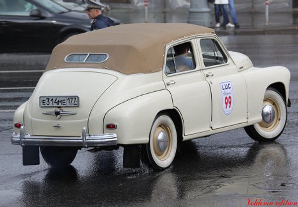 Participants of vintage car races  - Sputnik International