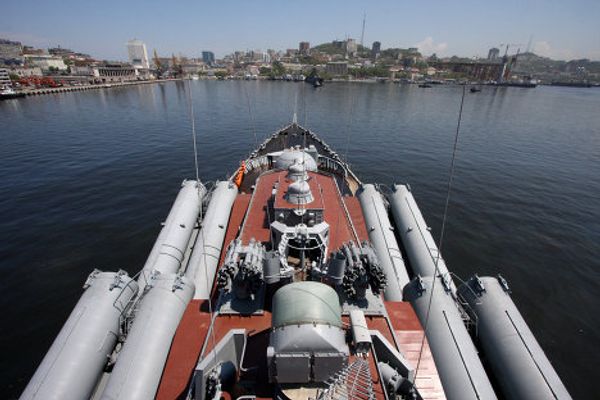 Guards’ missile cruiser Varyag puts out to sea - Sputnik International