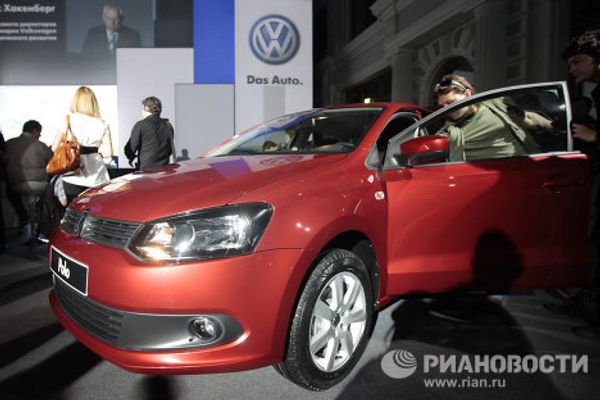 Volkswagen unveils new sedan for Russia Volkswagen unveils new sedan for Russia - Sputnik International