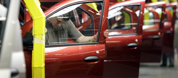 Chrysler Group will replace front passenger-side airbag inflators in some 149,150 pickup trucks to address concerns about airbag deployment Chrysler Group will replace front passenger-side airbag inflators in some 149,150 pickup trucks to address concerns about airbag deployment - Sputnik International