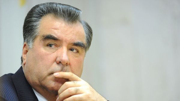 Emomali Rahmon visits Institute of Oriental Studies of the Russian Academy of Sciences - Sputnik International