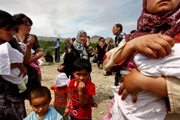 Russia to send more humanitarian aid to violence-hit Kyrgyzstan  - Sputnik International