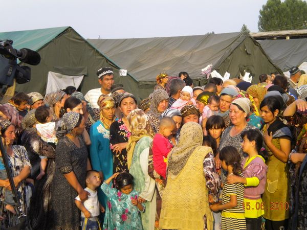 Over 7,000 refugees return to Kyrgyzstan Over 7,000 refugees return to Kyrgyzstan - Sputnik International