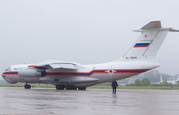 The first Ilyushin Il-76 aircraft will leave for Baghdad from the Ramenskoye Airfield near Moscow on October 21. It will deliver canned meat, 2,500 blankets, two portable electric power plants and 100 10-person tents, the official said. - Sputnik International