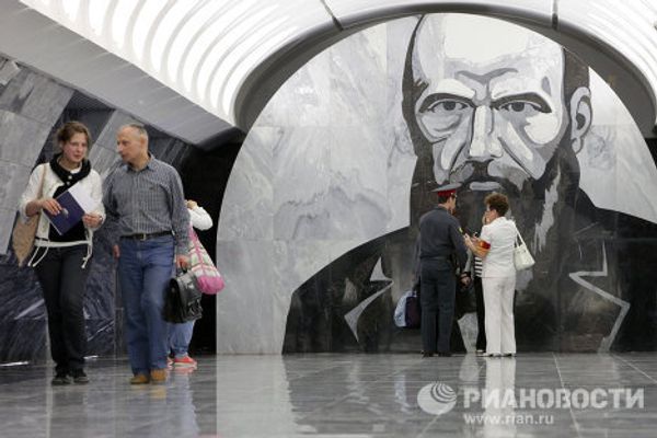 The murder of pawnbroker and other frescoes at new stations of Moscow’s metro The murder of pawnbroker and other frescoes at new stations of Moscow’s metro - Sputnik International