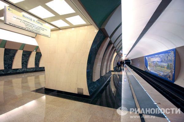 The murder of pawnbroker and other frescoes at new stations of Moscow’s metro The murder of pawnbroker and other frescoes at new stations of Moscow’s metro - Sputnik International