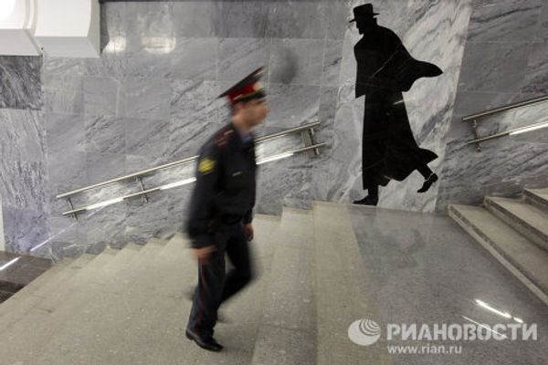 The murder of pawnbroker and other frescoes at new stations of Moscow’s metro The murder of pawnbroker and other frescoes at new stations of Moscow’s metro - Sputnik International